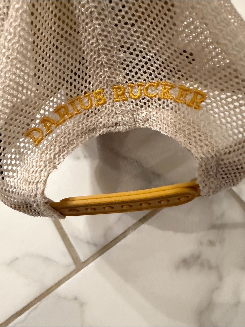 Darius Rucker Trucker Hat - Picture 3 of 4